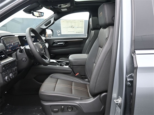 2026 Chevrolet Suburban High Country Image 39 of 59