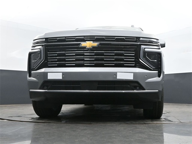 2026 Chevrolet Suburban High Country Image 7 of 59