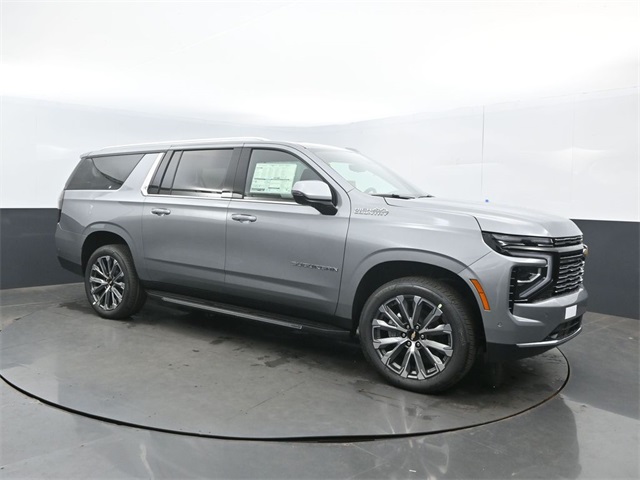 2026 Chevrolet Suburban High Country Image 11 of 59