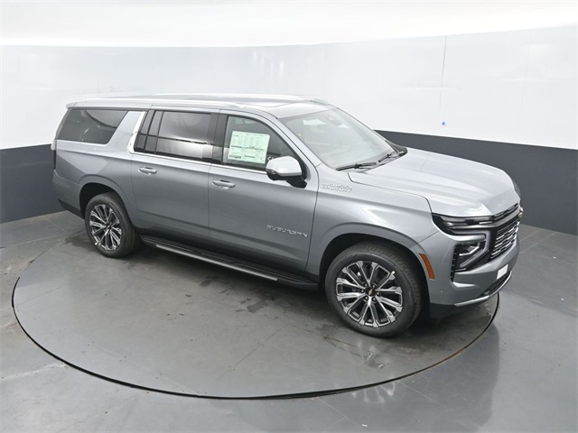 2026 Chevrolet Suburban High Country Image 10 of 59