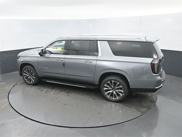 2026 Chevrolet Suburban High Country Image 25 of 59