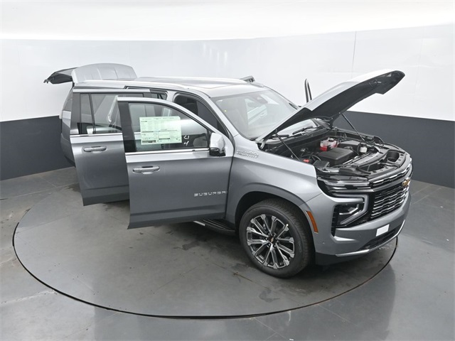 2026 Chevrolet Suburban High Country Image 9 of 59