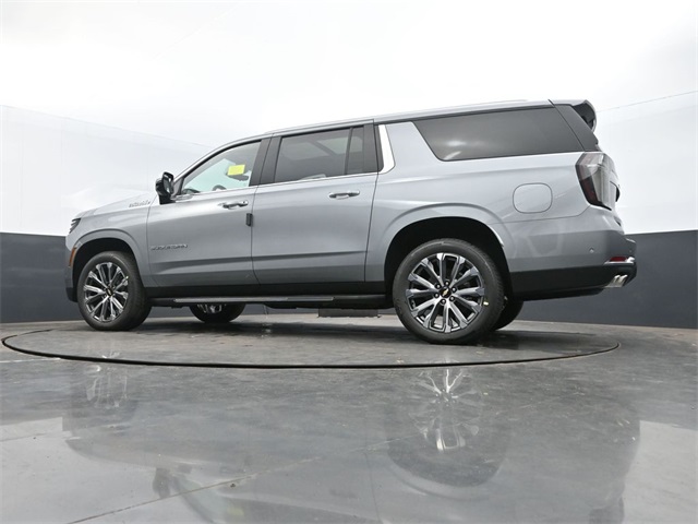 2026 Chevrolet Suburban High Country Image 30 of 59