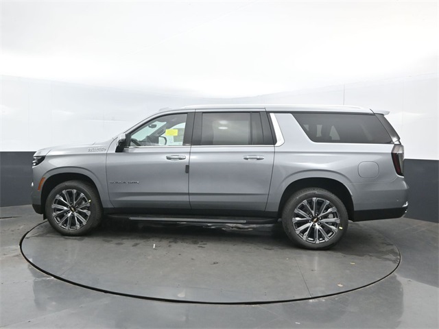 2026 Chevrolet Suburban High Country Image 27 of 59