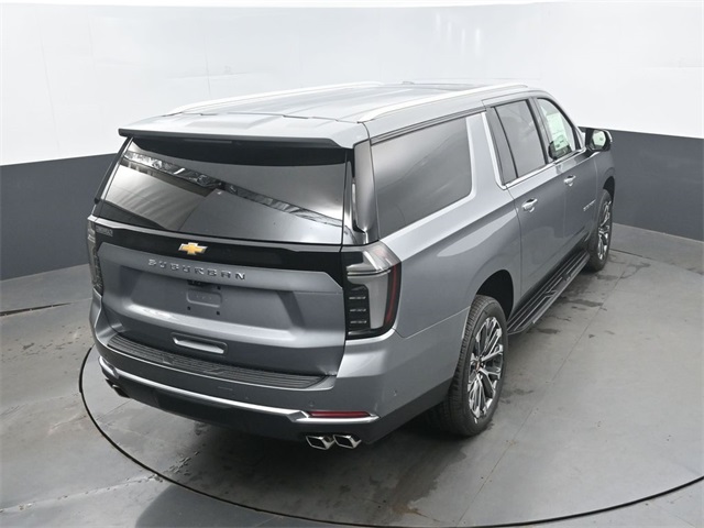 2026 Chevrolet Suburban High Country Image 20 of 59