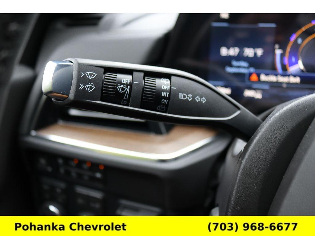 2026 Chevrolet Suburban High Country Image 35 of 38