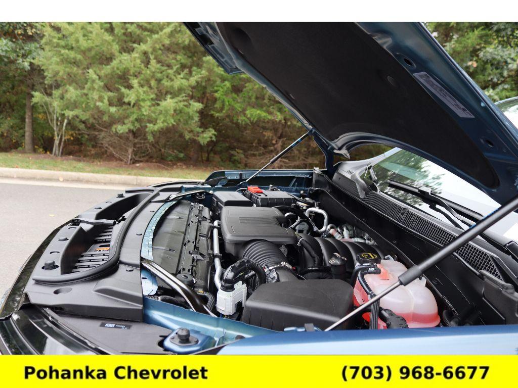 2026 Chevrolet Suburban High Country Image 11 of 38