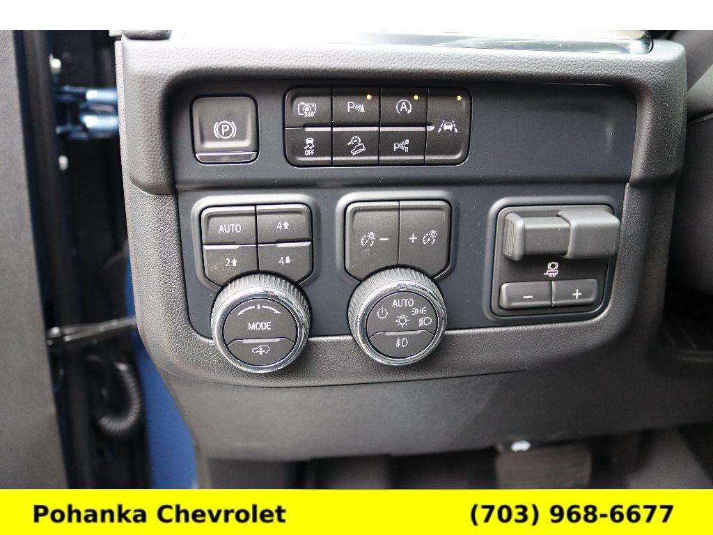 2026 Chevrolet Suburban High Country Image 20 of 38