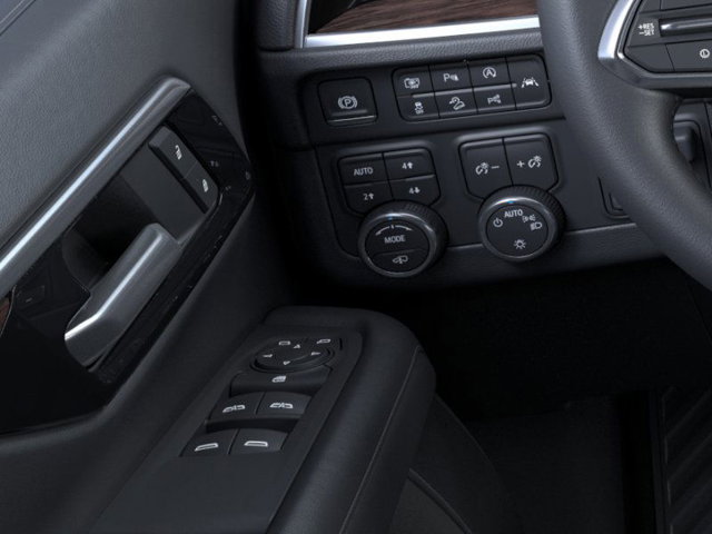 2026 Chevrolet Suburban LS Image 17 of 24