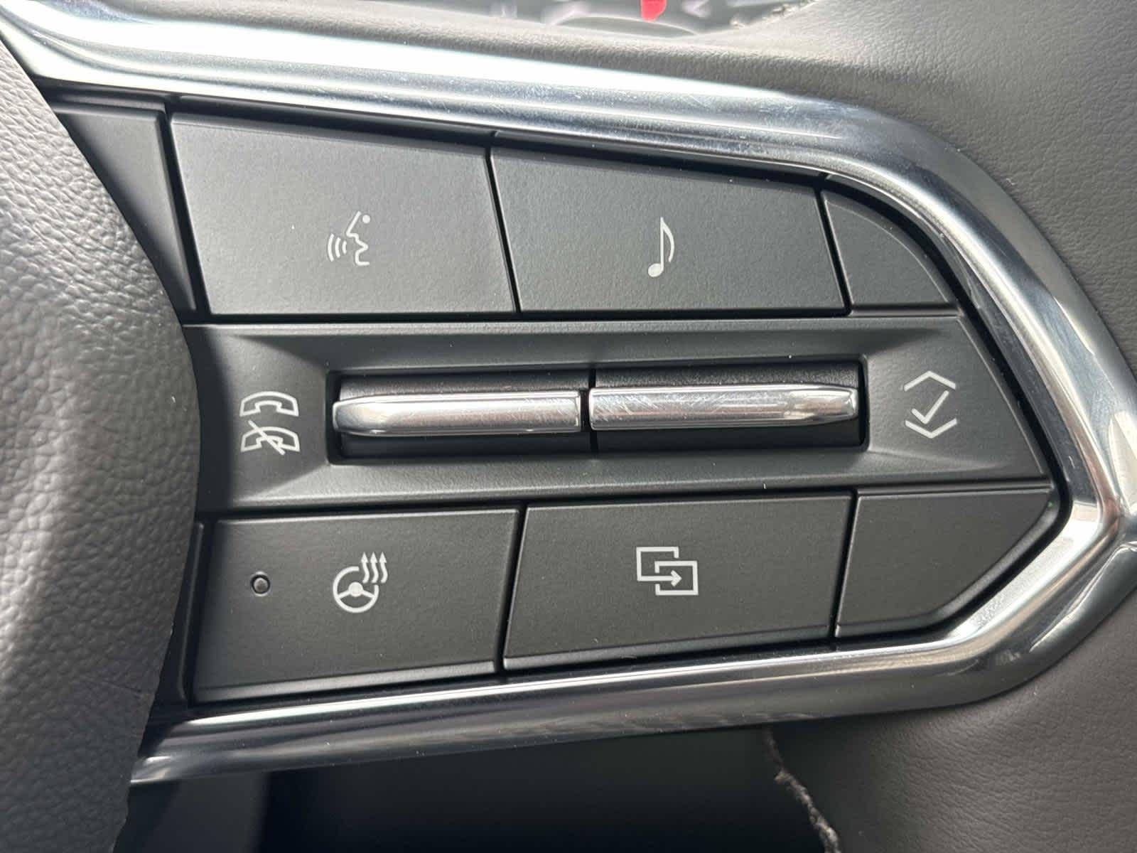 2026 Chevrolet Suburban Premier Image 33 of 54