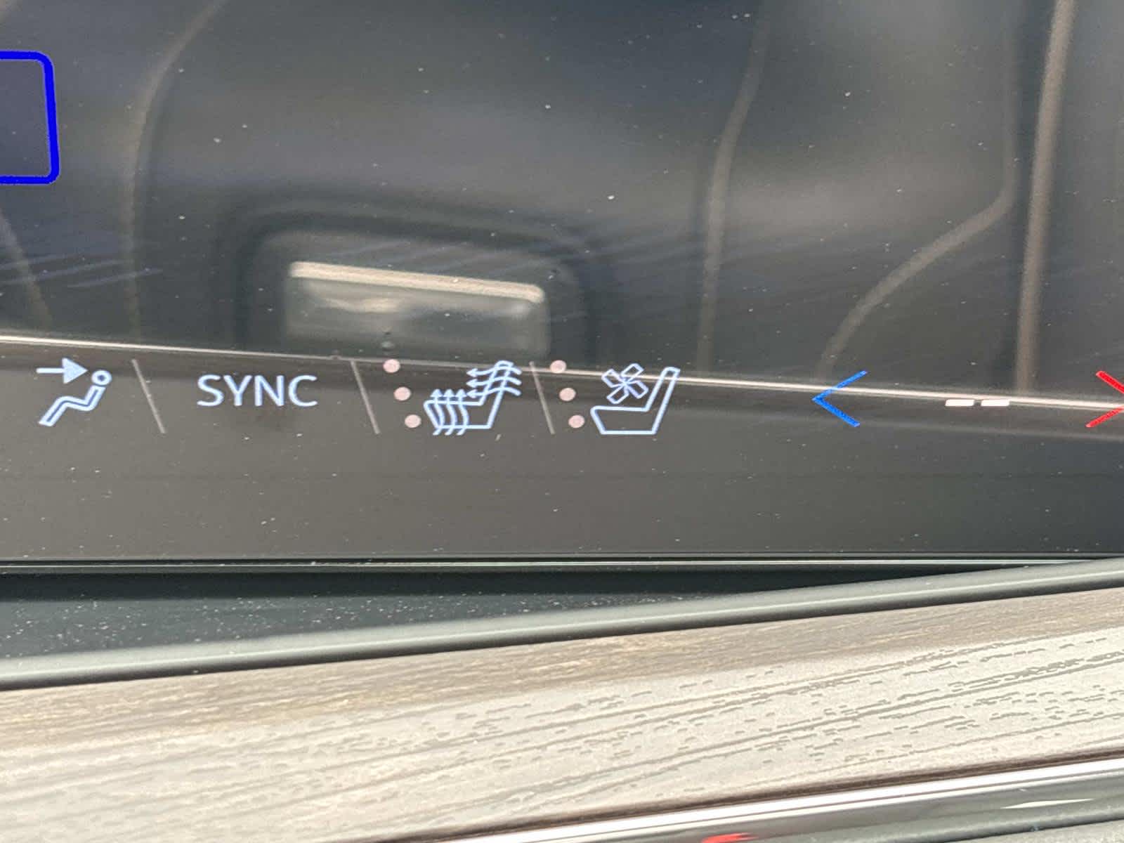 2026 Chevrolet Suburban Premier Image 19 of 54