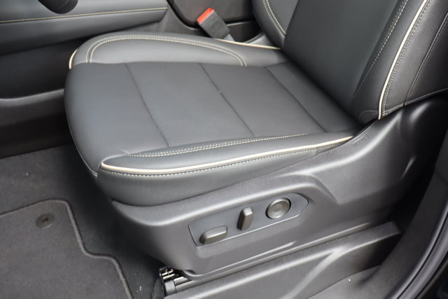 2026 Chevrolet Suburban Premier Image 30 of 30