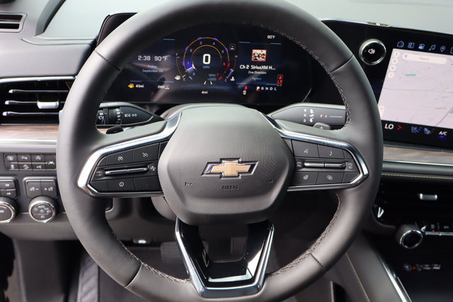 2026 Chevrolet Suburban Premier Image 16 of 30