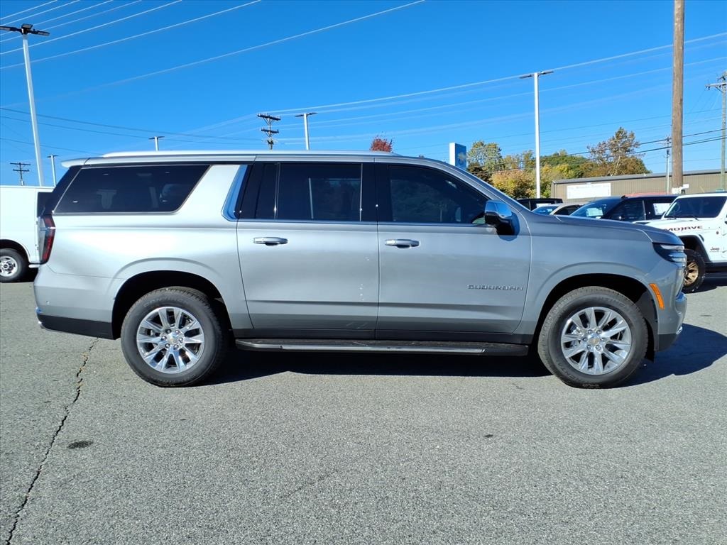 2026 Chevrolet Suburban Premier Image 4 of 30