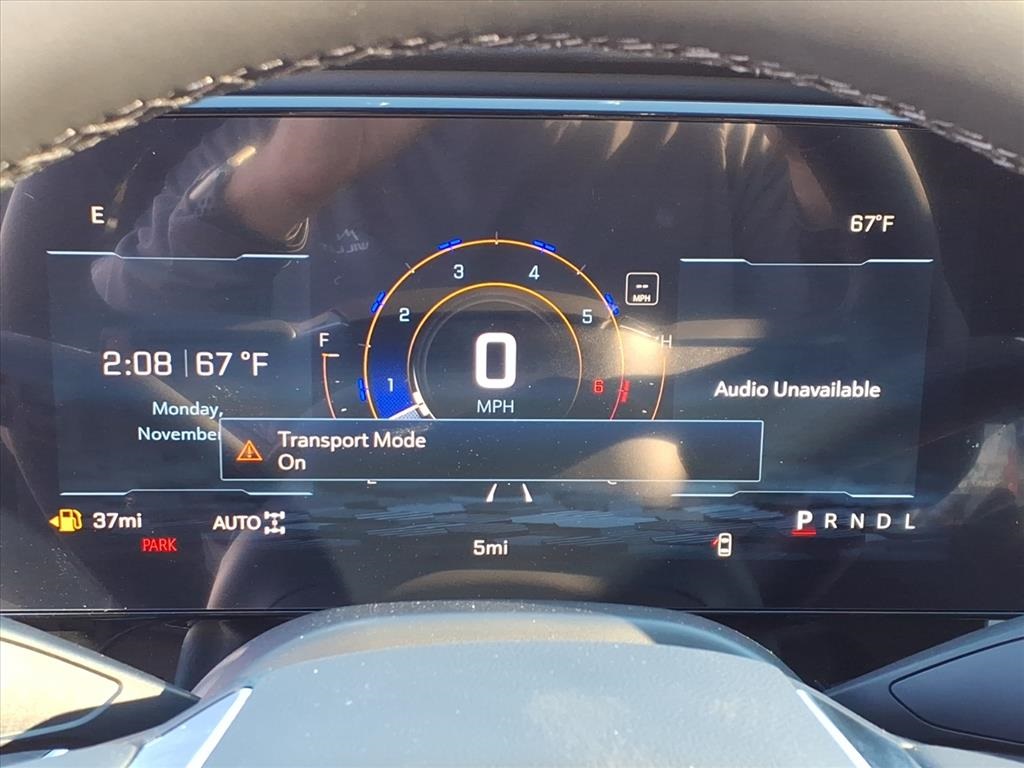 2026 Chevrolet Suburban Premier Image 17 of 30