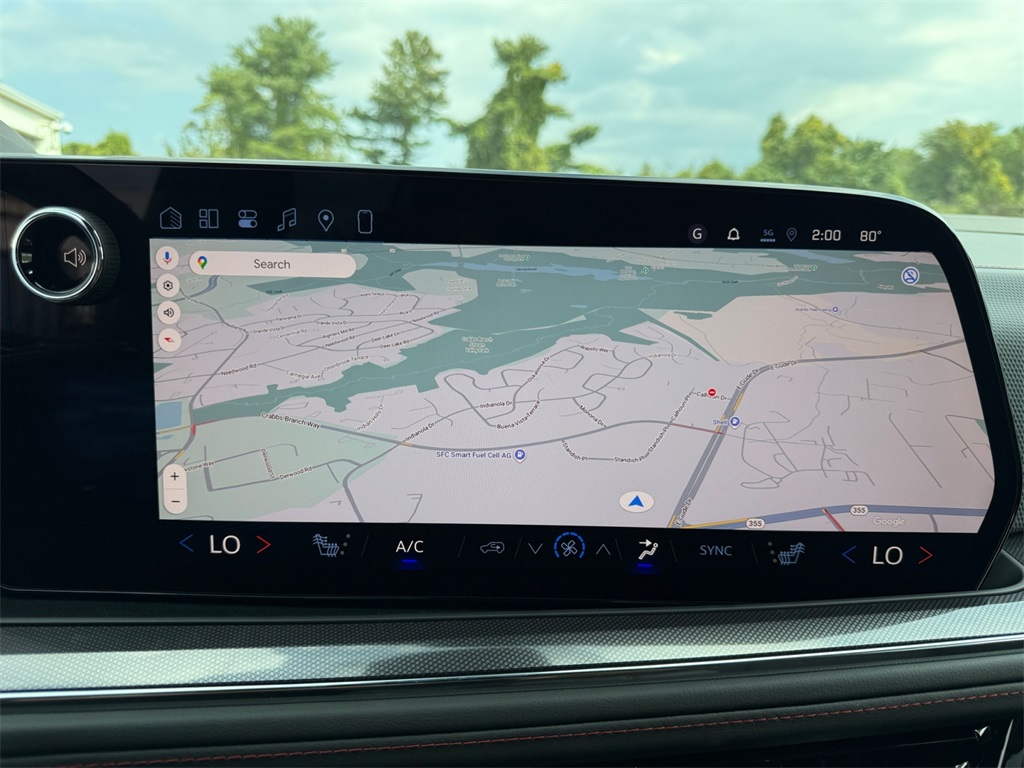 2026 Chevrolet Suburban Premier Image 19 of 27