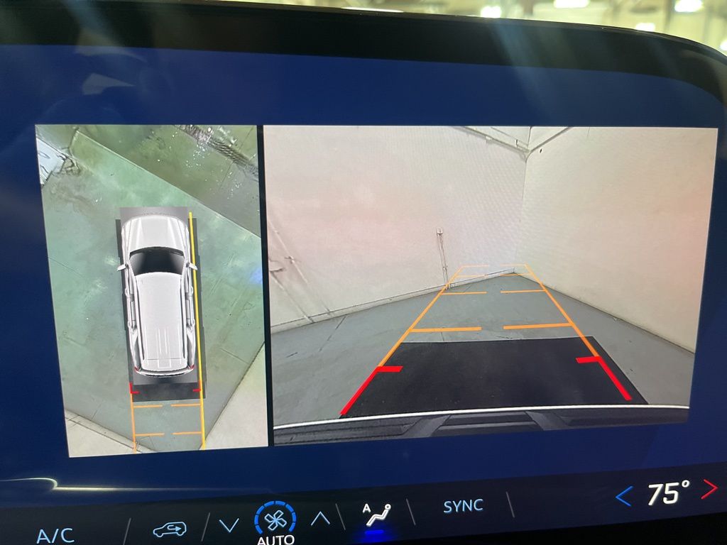 2026 Chevrolet Tahoe LS Image 20 of 29