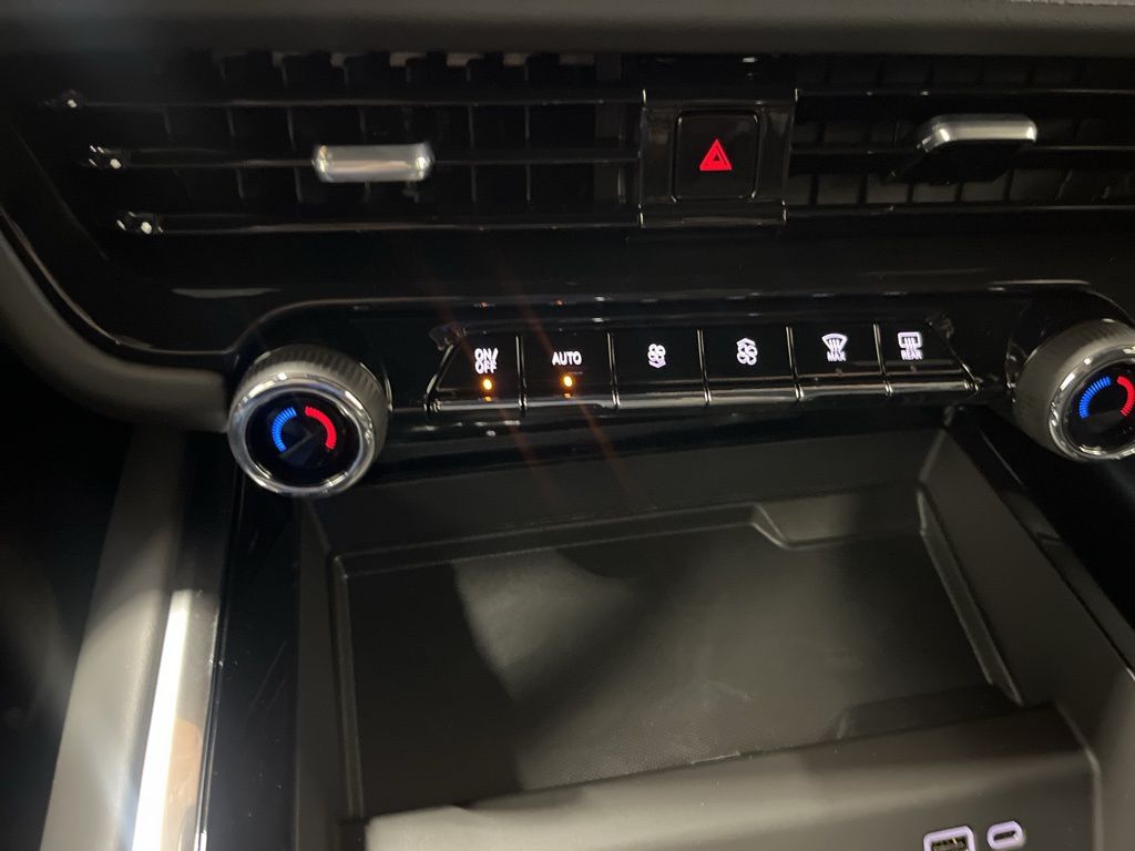 2026 Chevrolet Tahoe LS Image 26 of 29