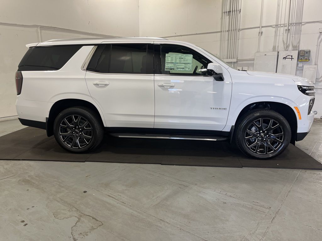2026 Chevrolet Tahoe LS Image 4 of 29