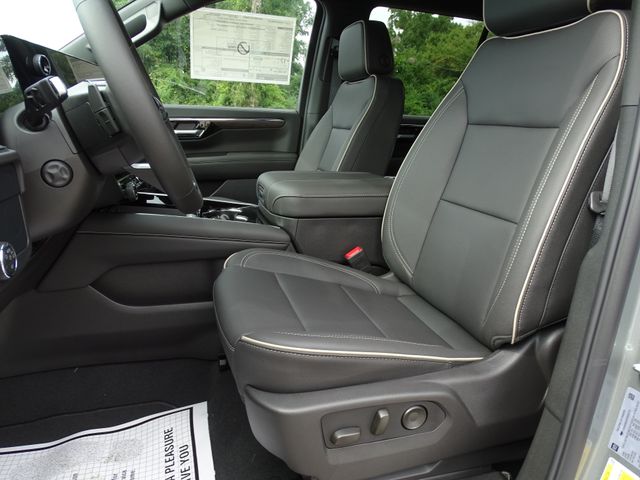 2026 Chevrolet Tahoe Premier Image 11 of 23