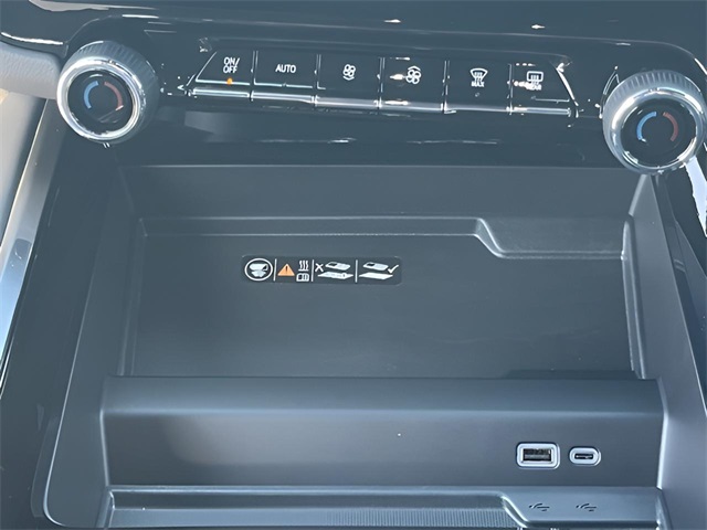 2026 Chevrolet Tahoe RST Image 29 of 35