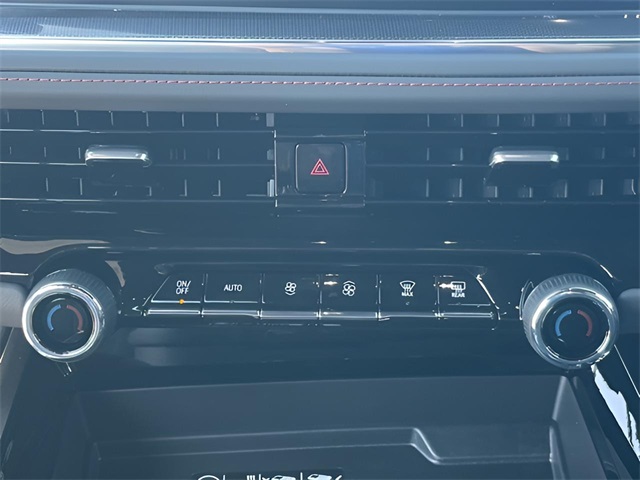 2026 Chevrolet Tahoe RST Image 31 of 35