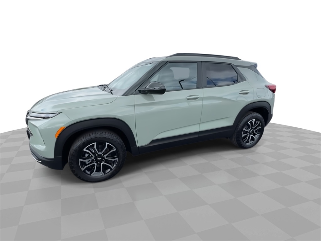 2026 Chevrolet Trailblazer ACTIV Image 2 of 28