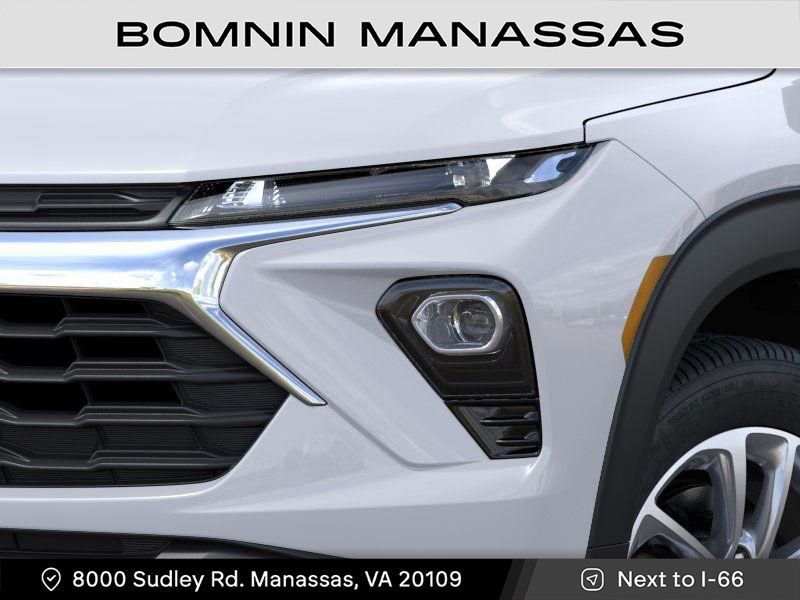 Vehicle image 16 of 24