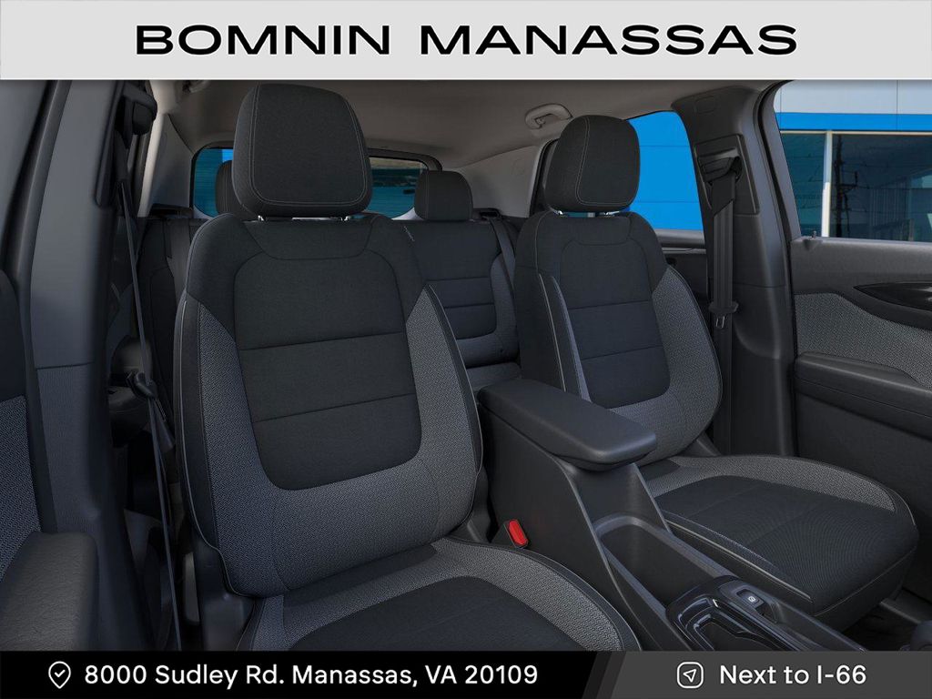Vehicle image 10 of 24