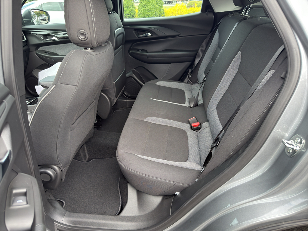 2026 Chevrolet Trailblazer LS Image 9 of 23