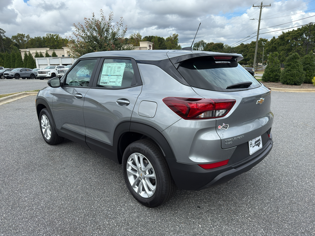 2026 Chevrolet Trailblazer LS Image 5 of 23
