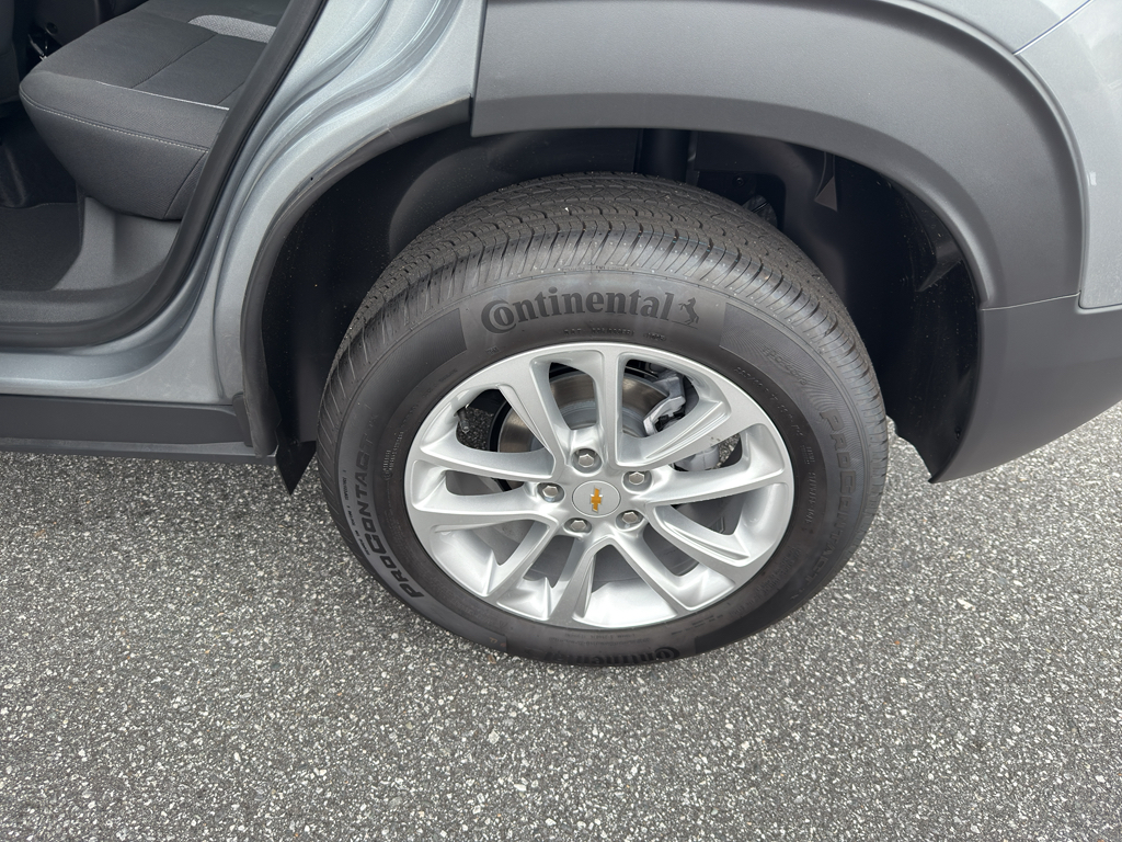 2026 Chevrolet Trailblazer LS Image 7 of 23