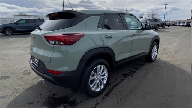 2026 Chevrolet Trailblazer LS Image 6 of 23