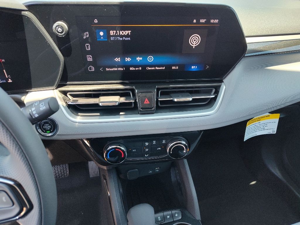 Vehicle image 11 of 14