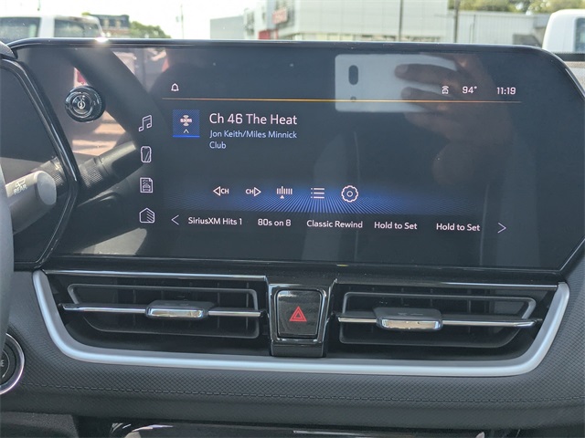 Vehicle image 19 of 34
