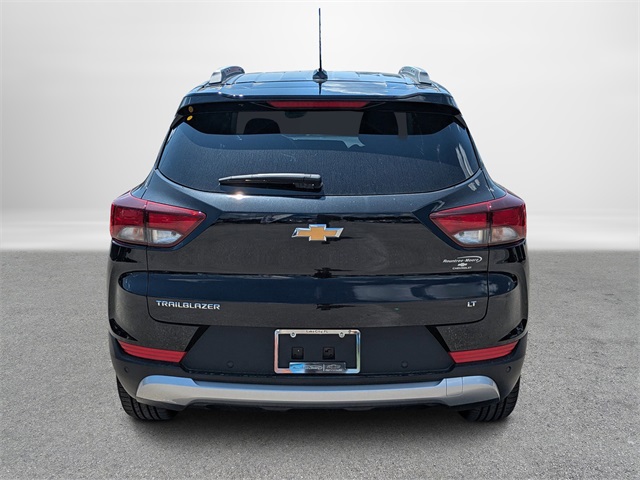 Vehicle image 7 of 34