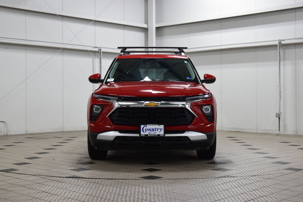 2026 Chevrolet Trailblazer LT Image 2 of 50