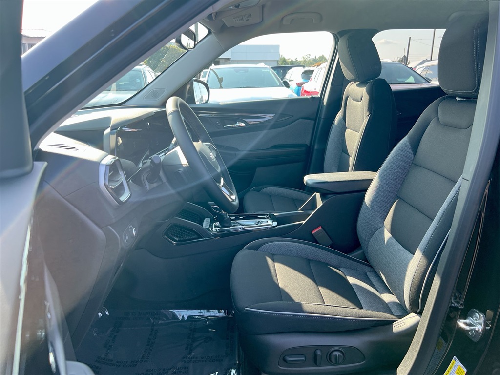 2026 Chevrolet Trailblazer LT Image 15 of 28