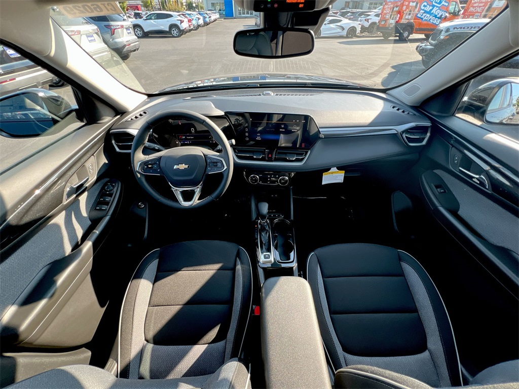 2026 Chevrolet Trailblazer LT Image 17 of 28