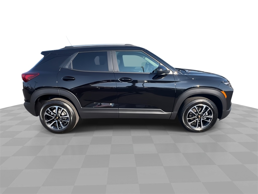 2026 Chevrolet Trailblazer LT Image 6 of 28
