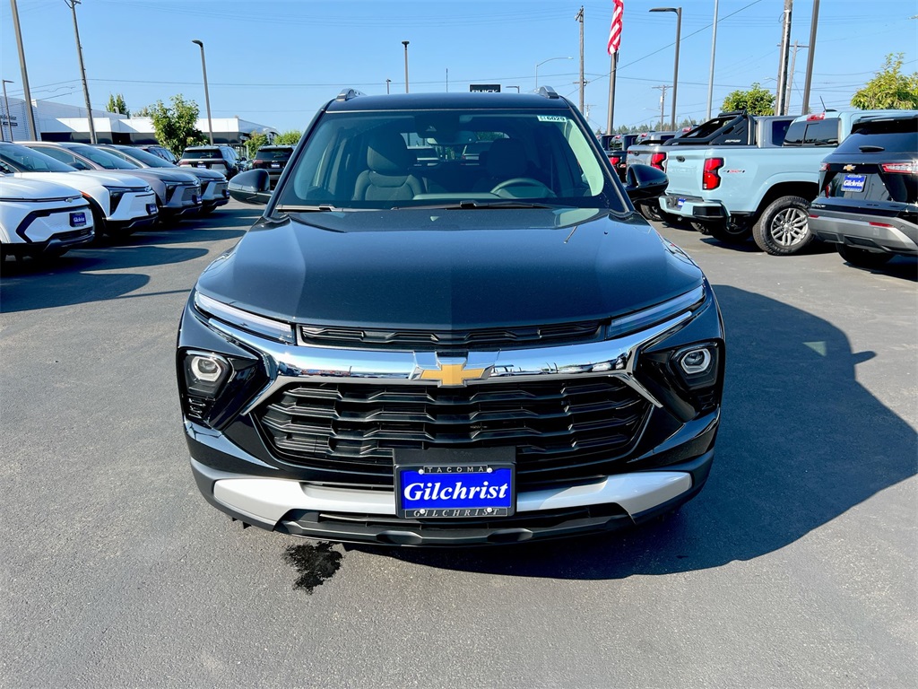 2026 Chevrolet Trailblazer LT Image 3 of 28