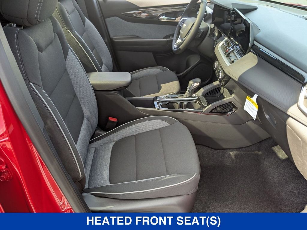 2026 Chevrolet Trailblazer LT Image 14 of 36