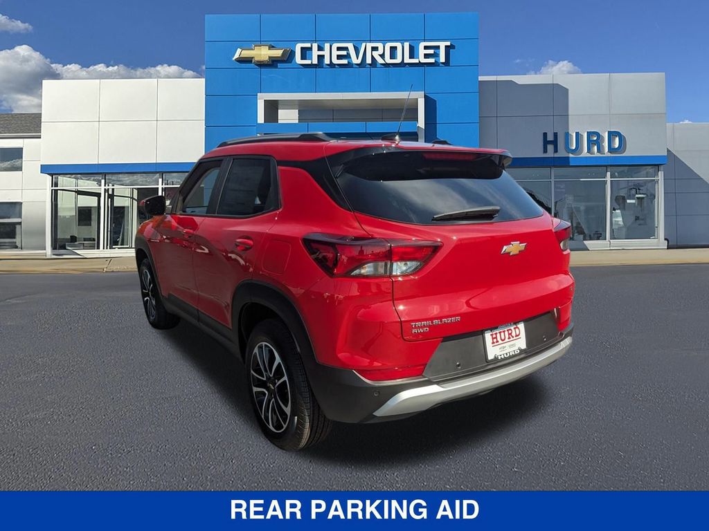 2026 Chevrolet Trailblazer LT Image 7 of 36