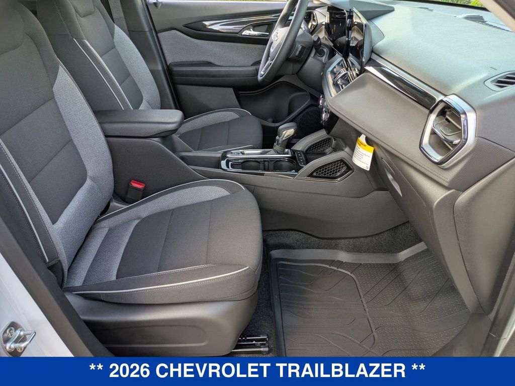 2026 Chevrolet Trailblazer LT Image 13 of 39
