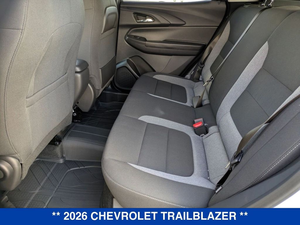 2026 Chevrolet Trailblazer LT Image 12 of 39
