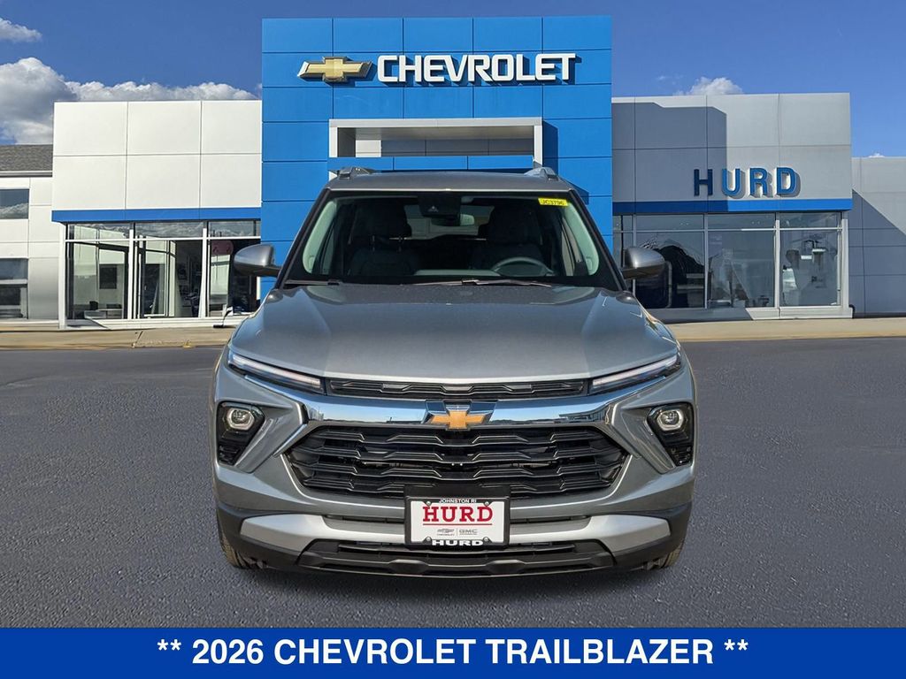 2026 Chevrolet Trailblazer LT Image 2 of 35