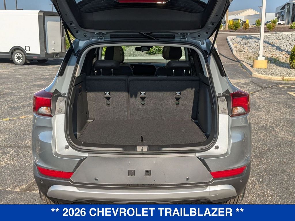 2026 Chevrolet Trailblazer LT Image 11 of 35