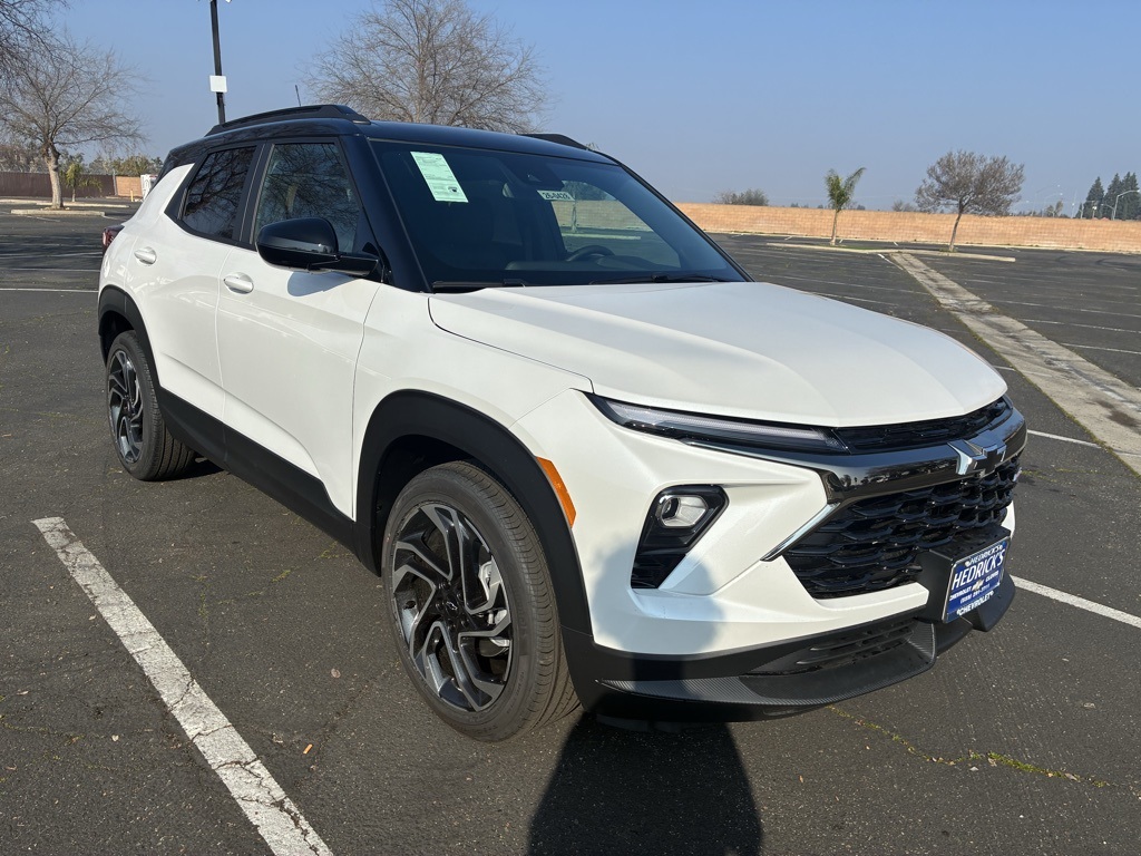 2026 Chevrolet Trailblazer RS Image 3 of 31