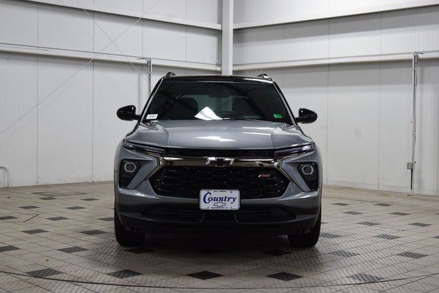 2026 Chevrolet Trailblazer RS Image 2 of 51