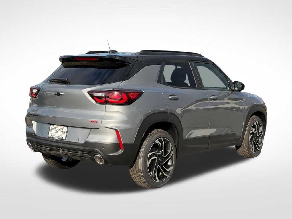 2026 Chevrolet Trailblazer RS Image 3 of 35